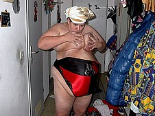 grannyporn75.jpg