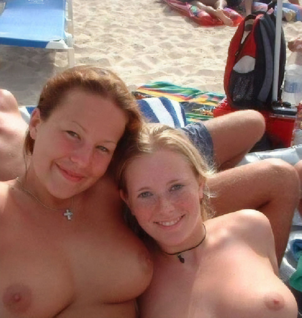 Nude Mom And Daughters